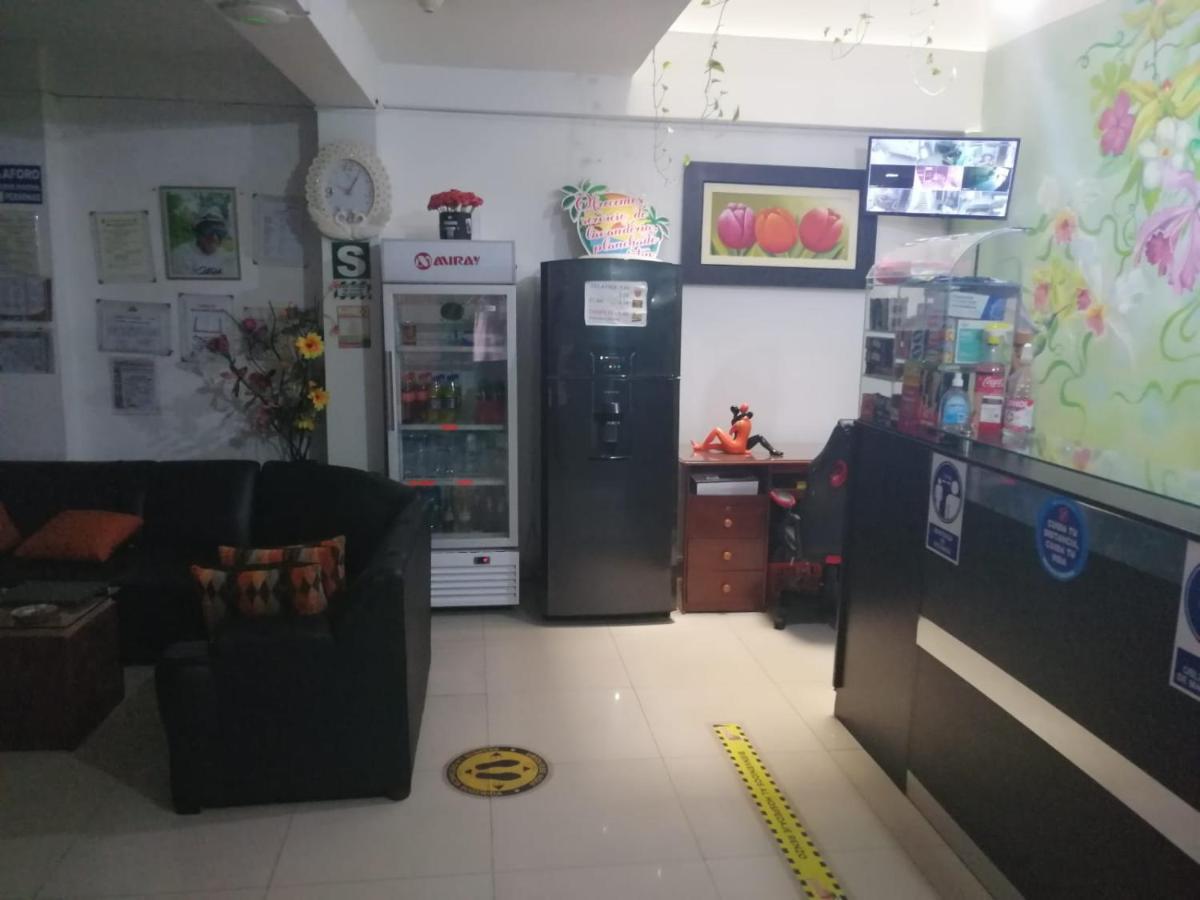 Hospedaje Renzo Тарапото Екстер'єр фото